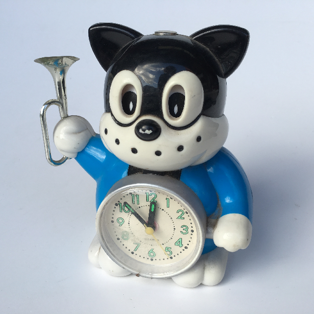 CLOCK, Alarm - Novelty Cat w Trumpet